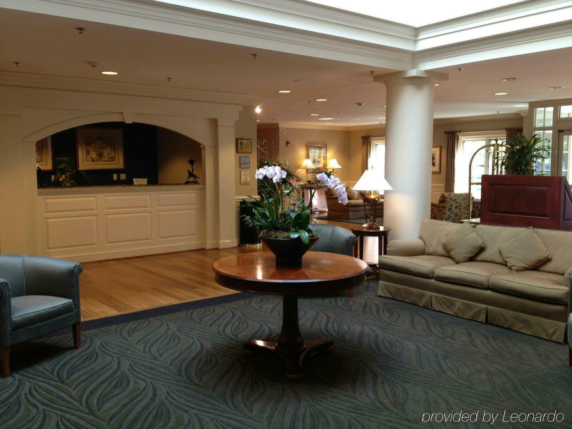 Rizzo Center, A Destination By Hyatt Hotel Чейпъл Хил Екстериор снимка